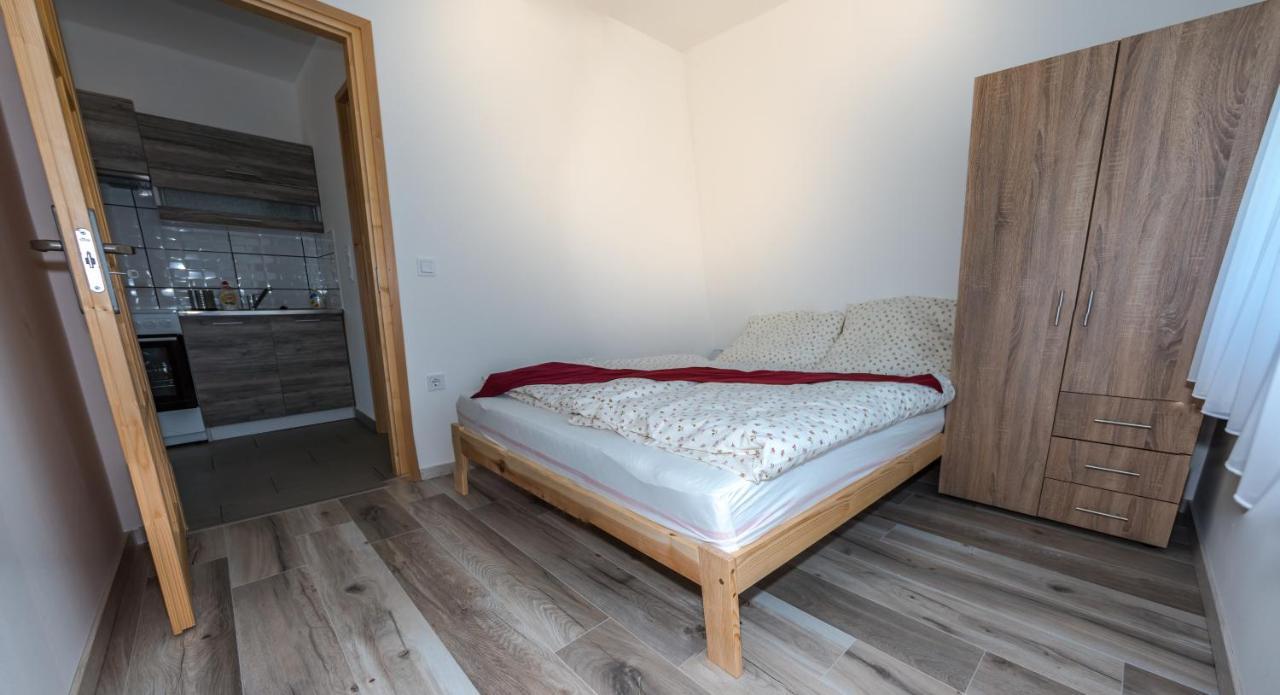 Feda Apartmanhaz Balatonboglár Εξωτερικό φωτογραφία