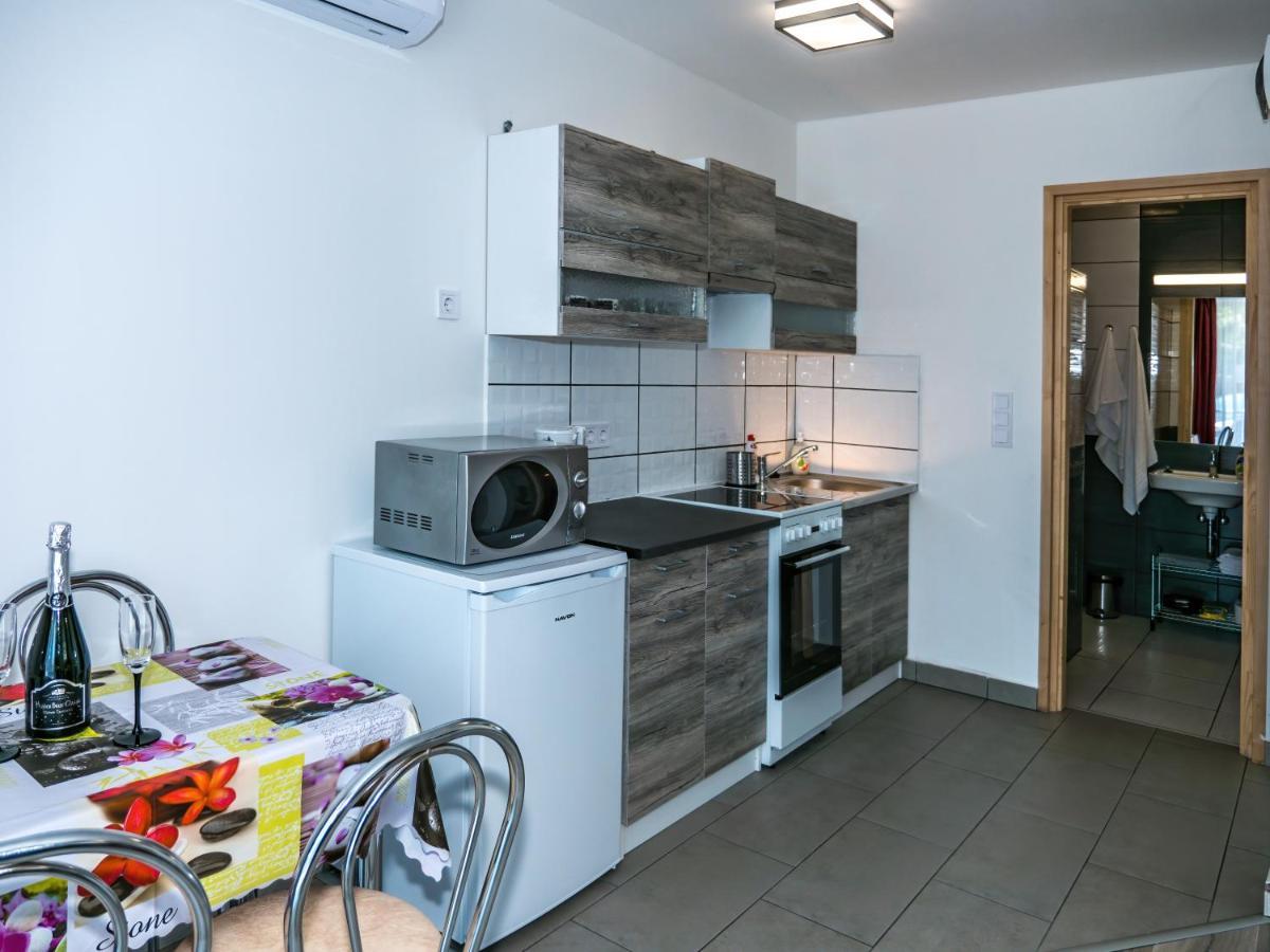 Feda Apartmanhaz Balatonboglár Εξωτερικό φωτογραφία